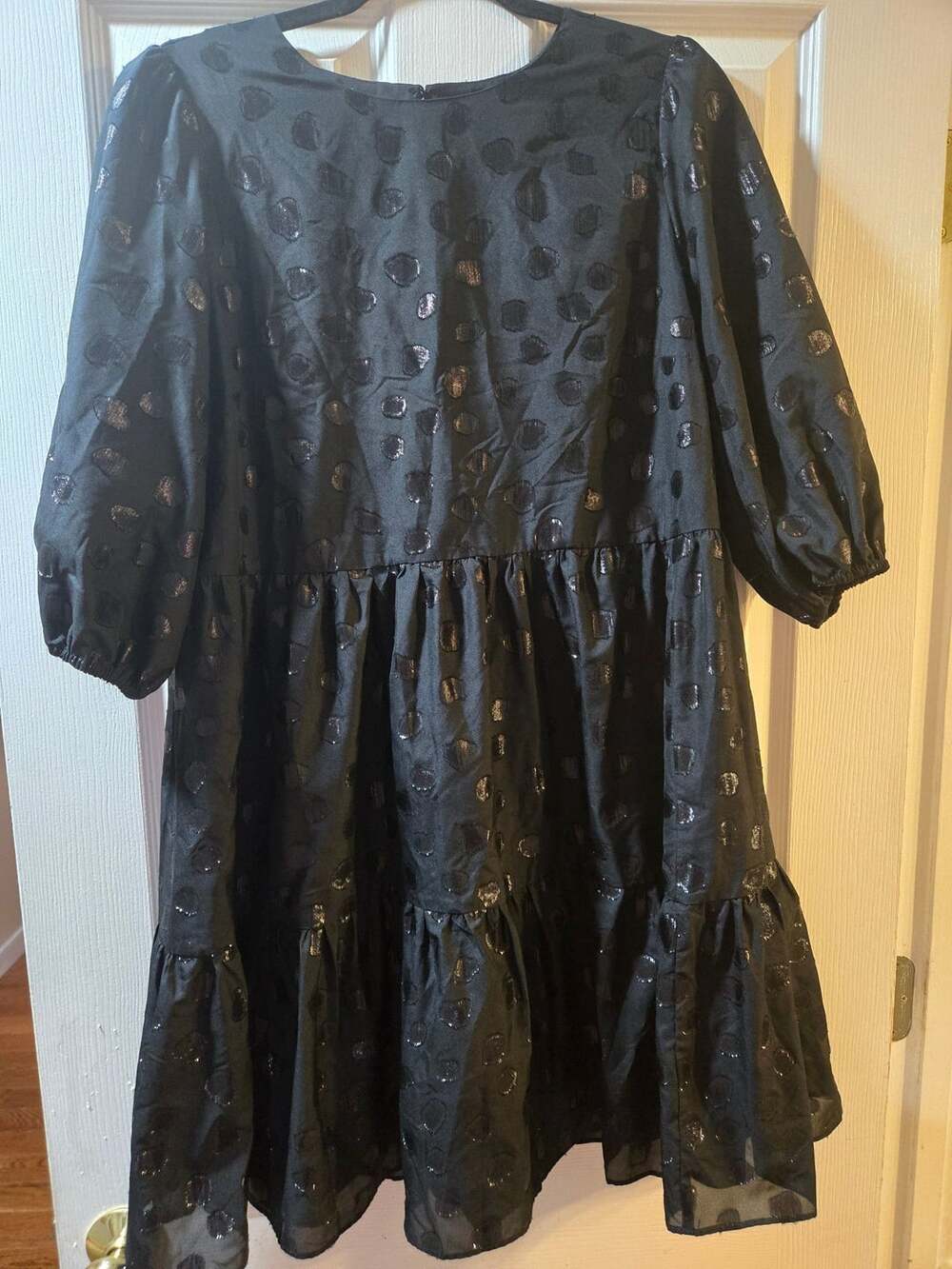 Ann Taylor Jacquard Tiered Dress Size M Black Metallic Dot